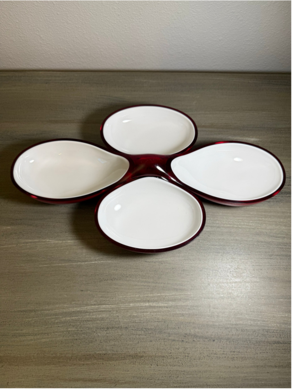 Vintage Guzzini Interlocking Snack Dish Red White Space Age Italian Plastic MCM